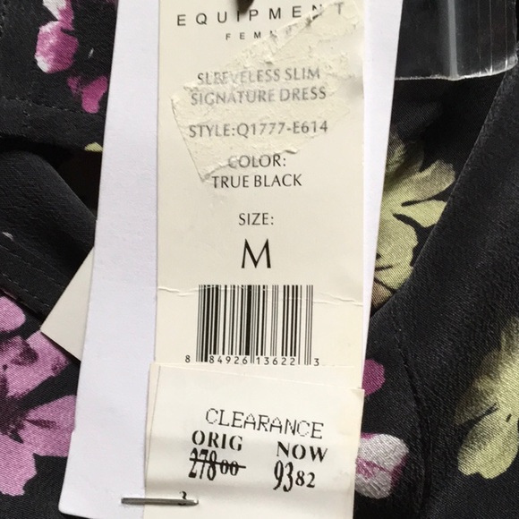 Dress - Picture 3 of 3